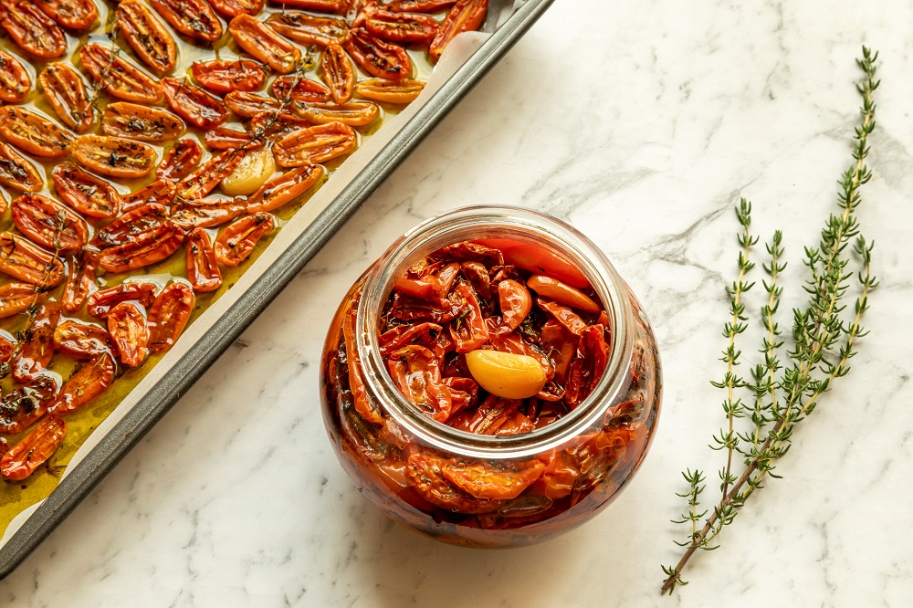 Aceite de Oliva Virgen Extra AOVE elaboración alimentos confitados gastronomía recetas La Comunal