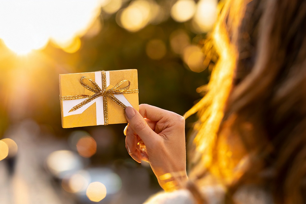 tarjeta regalo AOVE aceite de oliva virgen extra regalos navideños Navidad catapack cosmética natural Lotes de Navidad Olive Weeks tarjetas regalo La Comunal